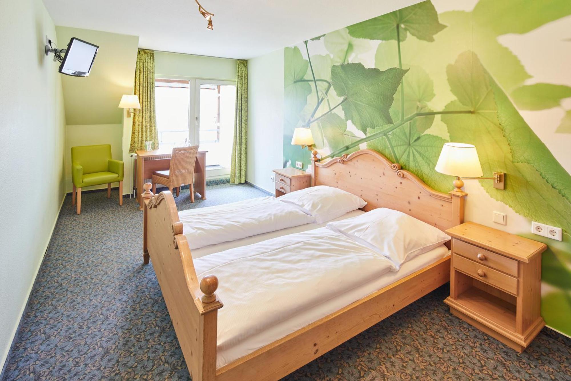 Hotel Sonneck Knüllwald Extérieur photo
