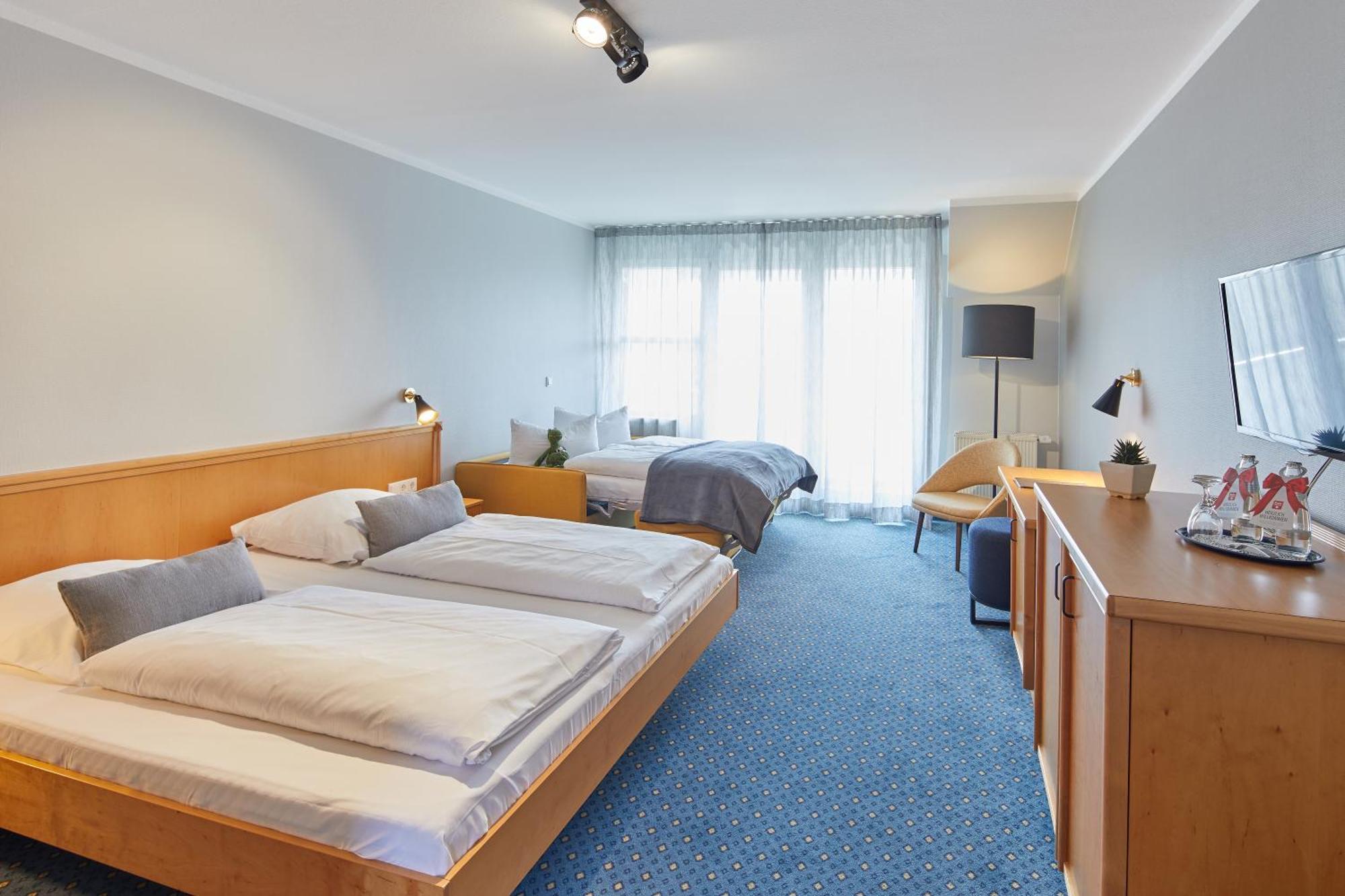 Hotel Sonneck Knüllwald Extérieur photo