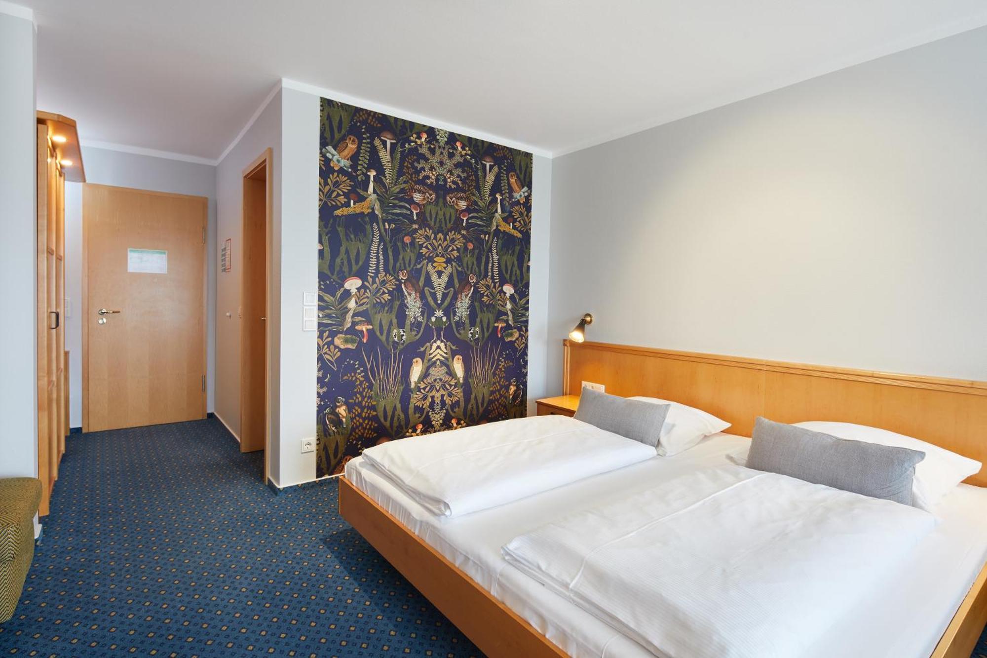 Hotel Sonneck Knüllwald Extérieur photo
